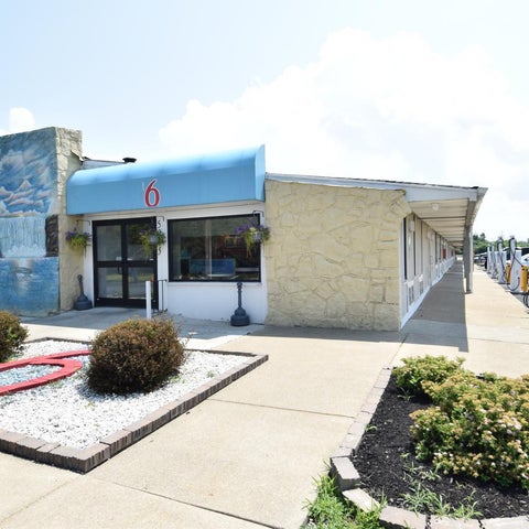 Image #1 of 5-Property Building