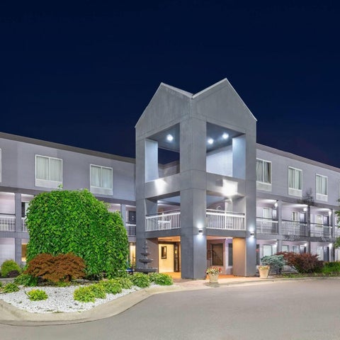 Image #1 of 5-Property Building