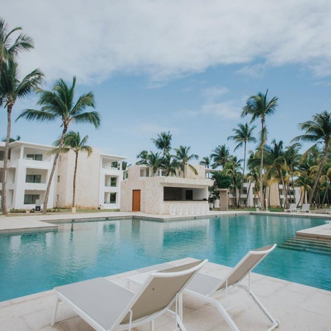Image #1 of 5-Swimming Pool