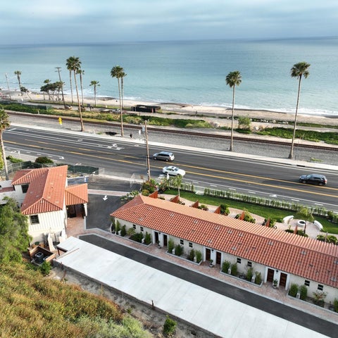 Image #1 of 5-Property Building