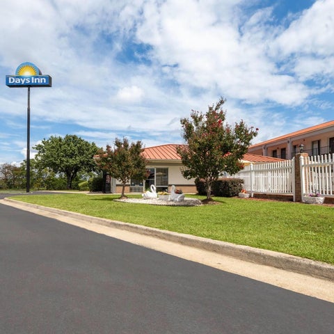 Image #1 of 5-Property Building