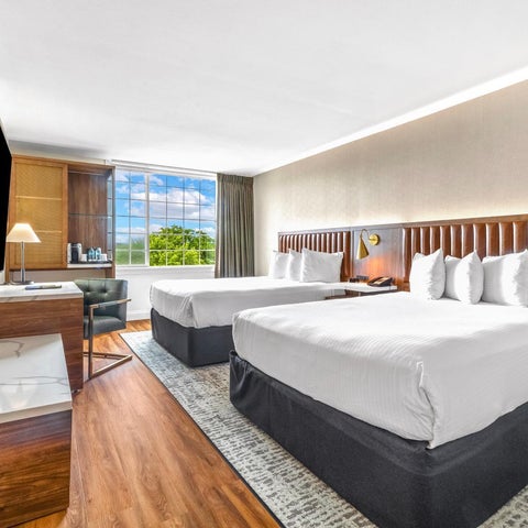 Image #1 of 5-Bed