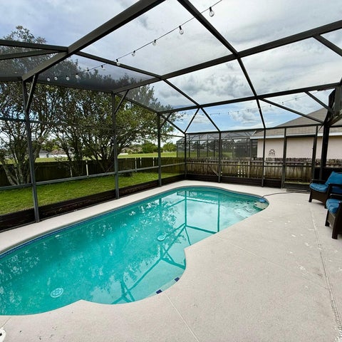 Image #1 of 5-Swimming Pool