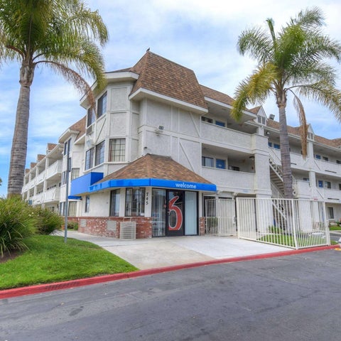 Image #1 of 5-Property Building