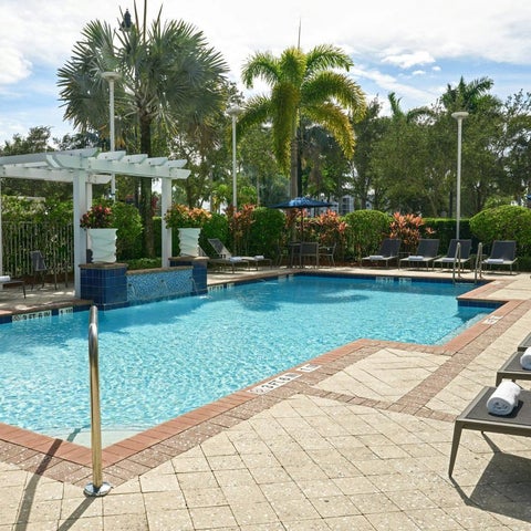 Image #1 of 5-Swimming Pool