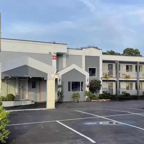 Image #1 of 5-Property Building