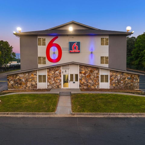 Image #1 of 5-Property Building