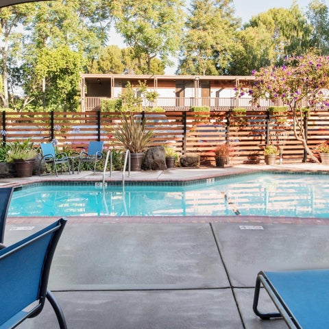 Image #1 of 5-Swimming Pool